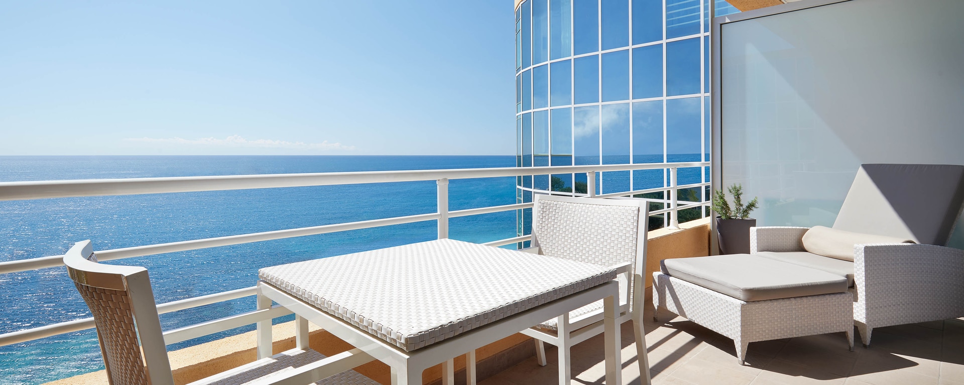 Le Méridien Beach Plaza — property detail 1